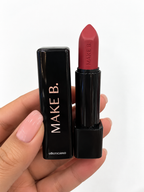 Rouge à Lèvres Make.B Glossy à l’Acide Polyglutamique Cor Nude – 3,6 g